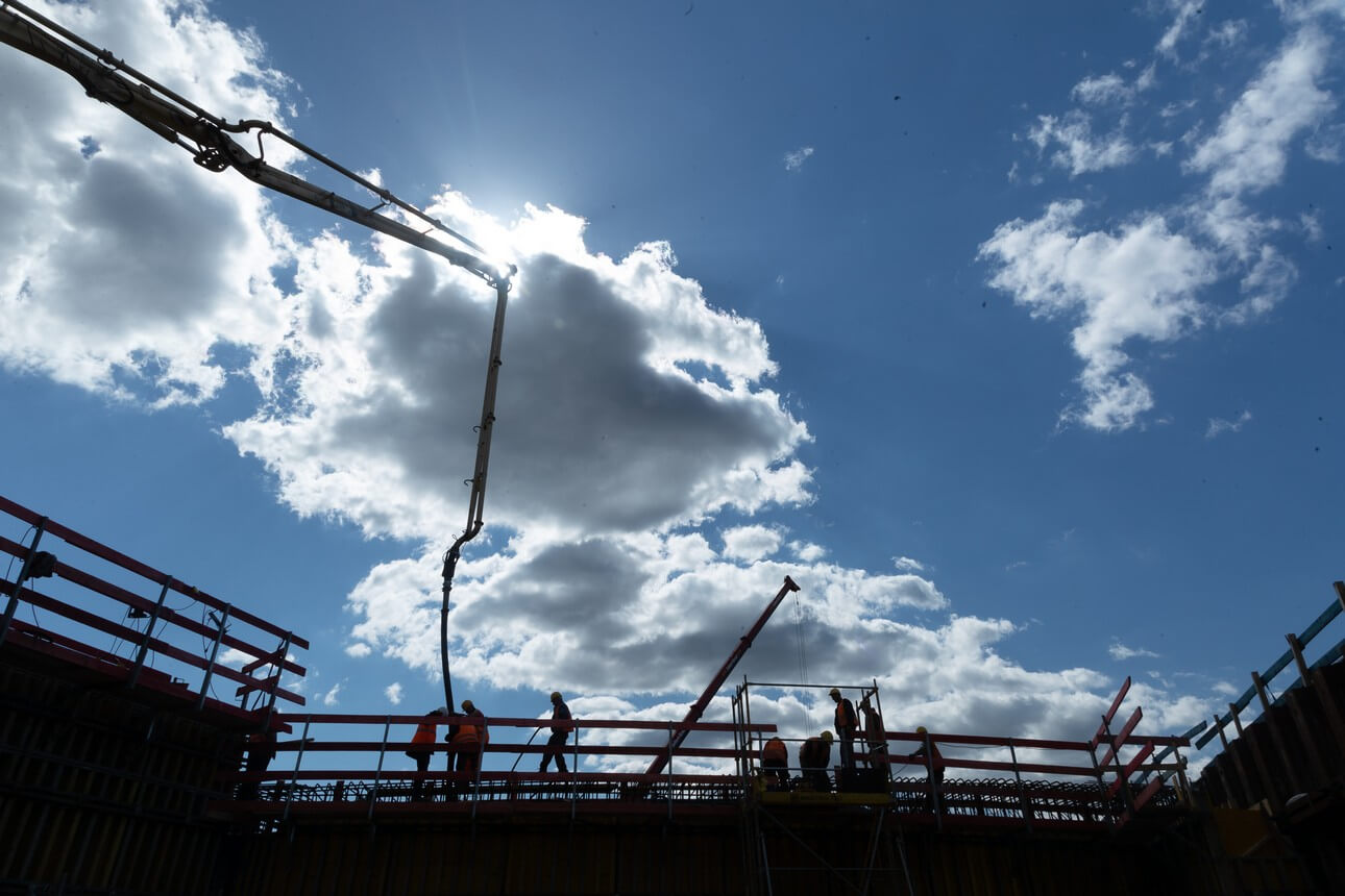 Betonaža obalnih zidova na podvoznjaku BW78